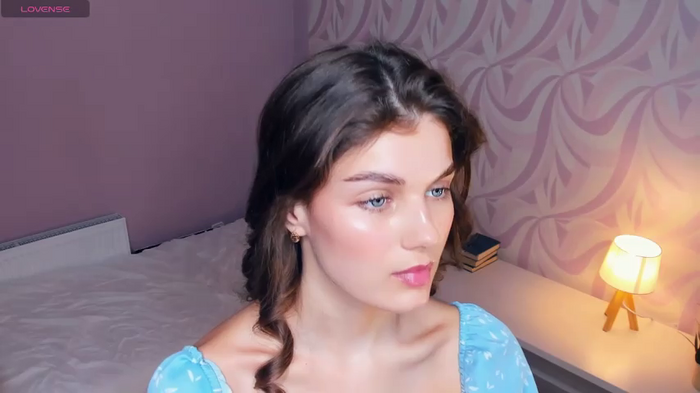 FloraDobb