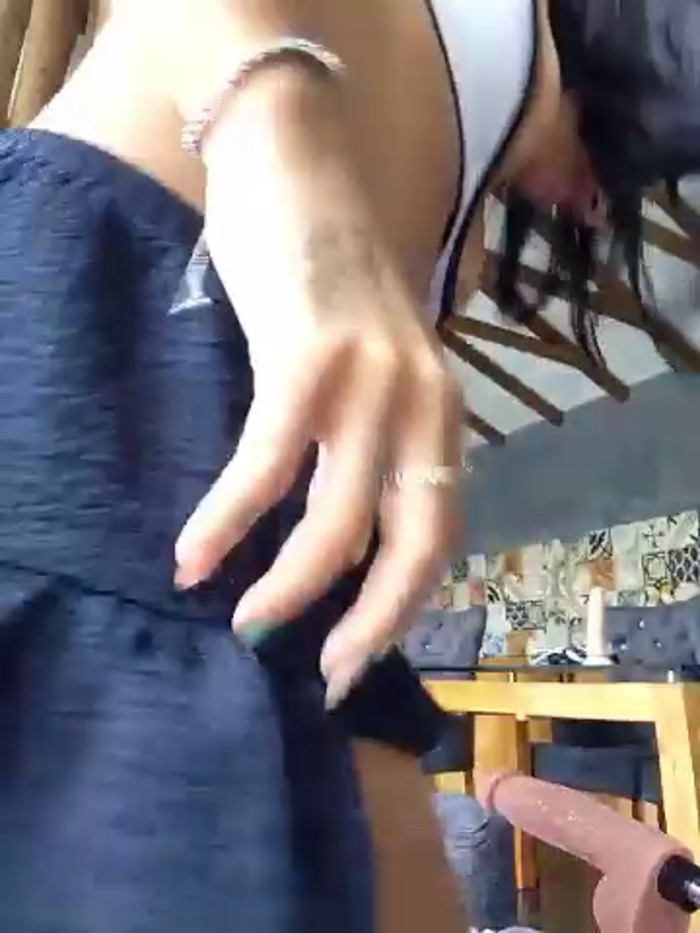 Pretty_roxxyy
