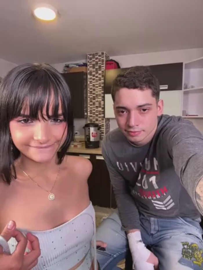 kevin_hotgirls