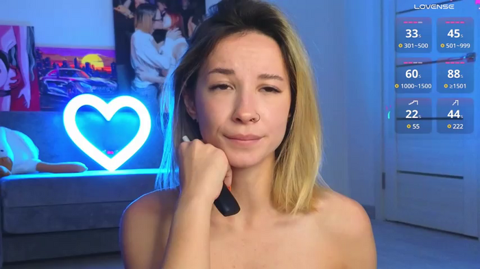 EmelyBenz