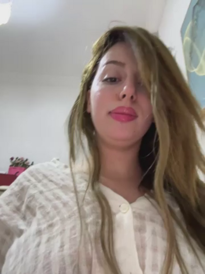 Hot_malak