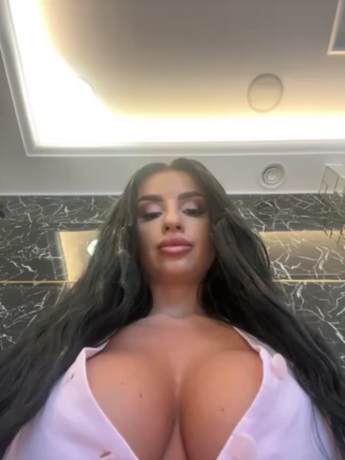 IsabelleHunt
