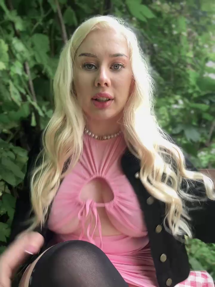 LaraHollywood