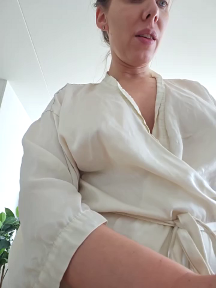 Nova-Lee