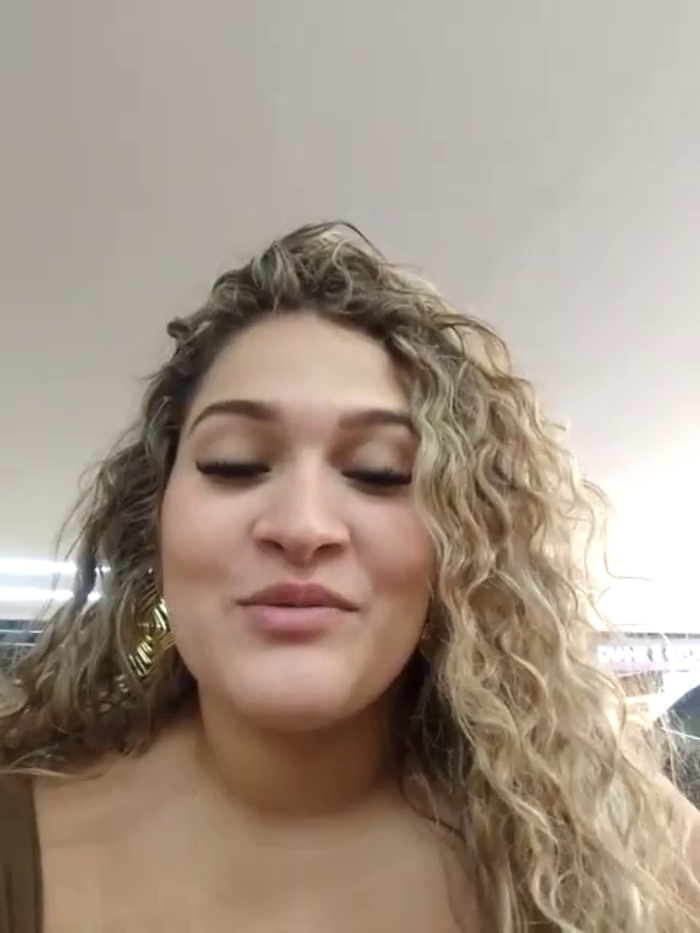 Sara_smiiith211