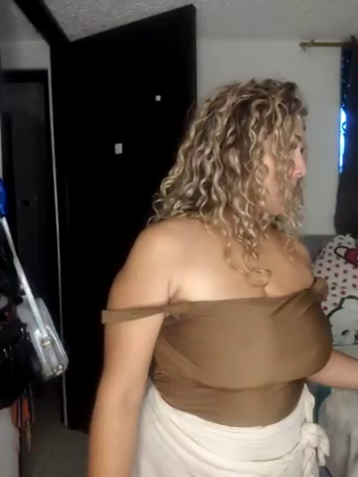Sara_smiiith211