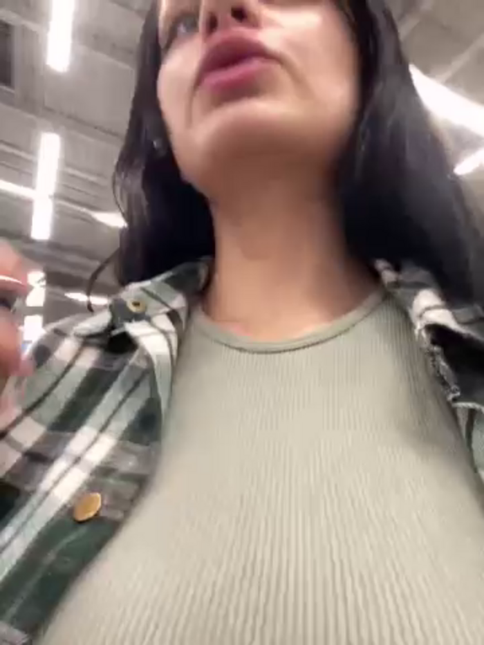 littlebitchesss