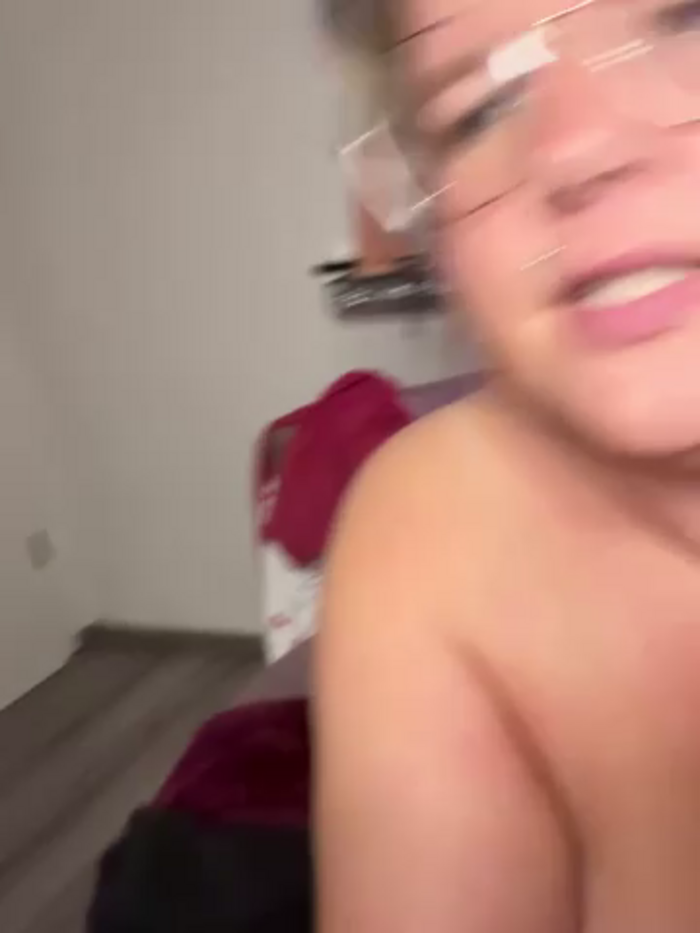 CurvyAnonymousGirl89