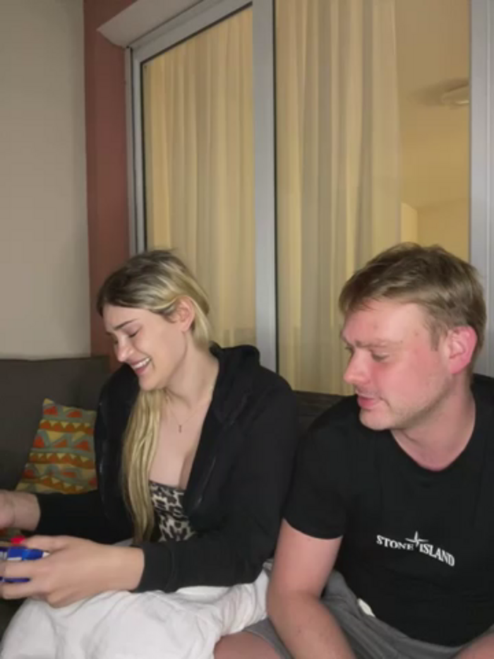 larasexy35