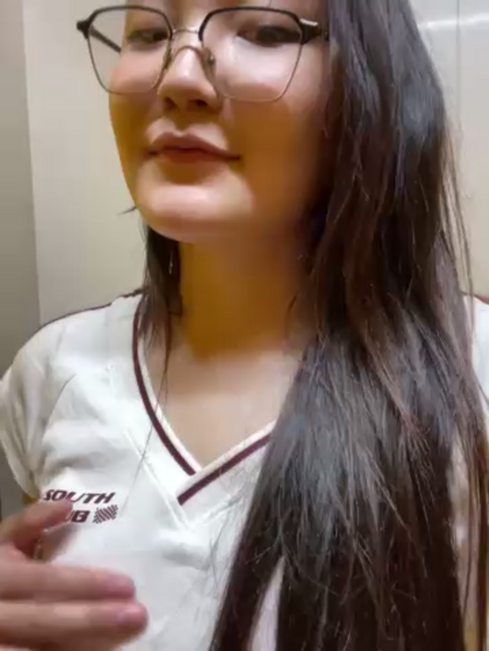 KissMeEva