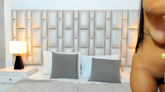 paola_katy_dicks