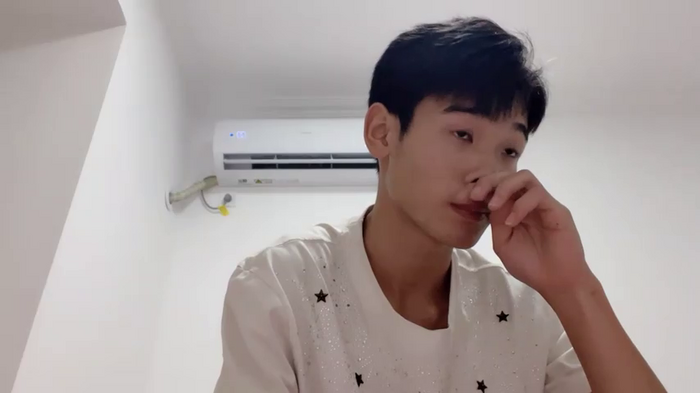 AAWUWU2563