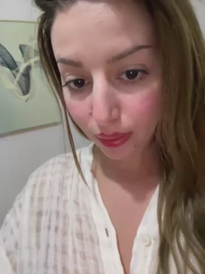 Hot_malak