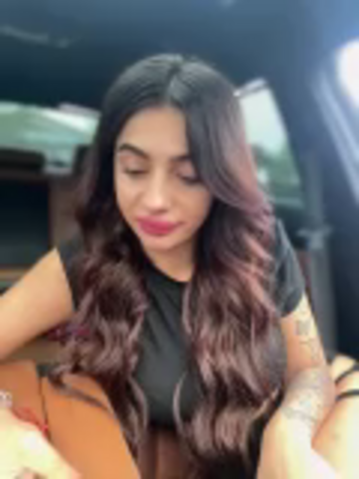 LaraVegas_