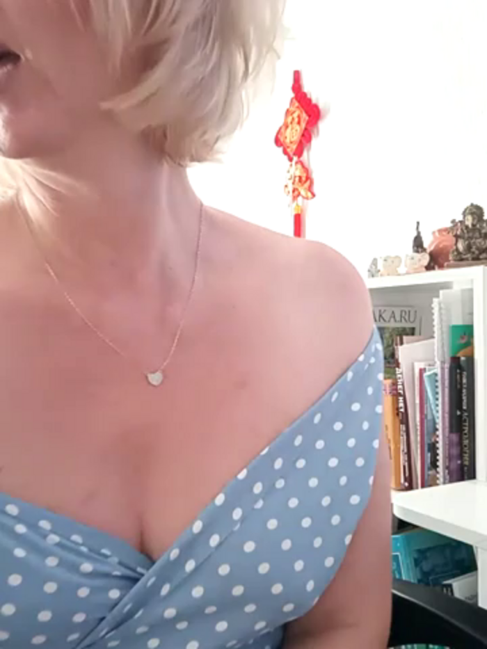 stellahere8