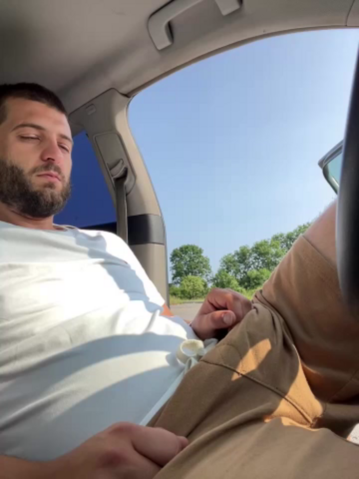 Pablo_Hornyguy95