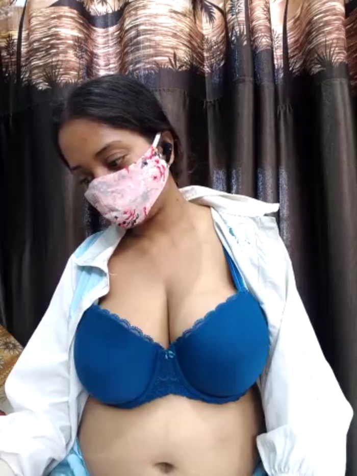 big_tits-queen