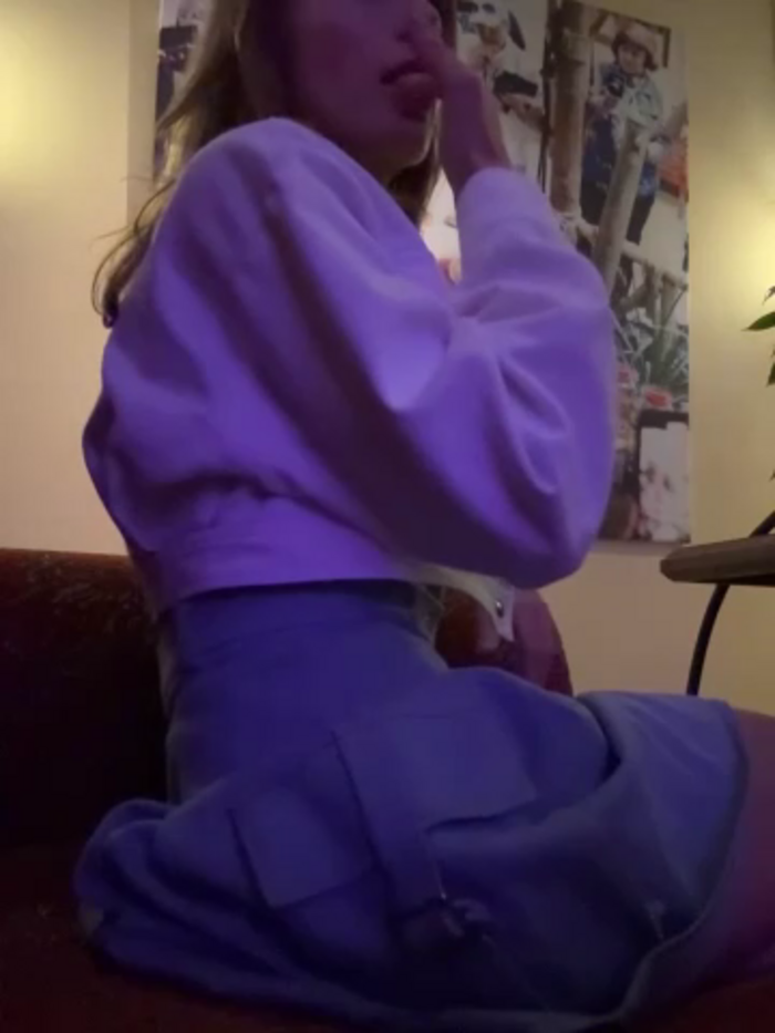-AngelAri-