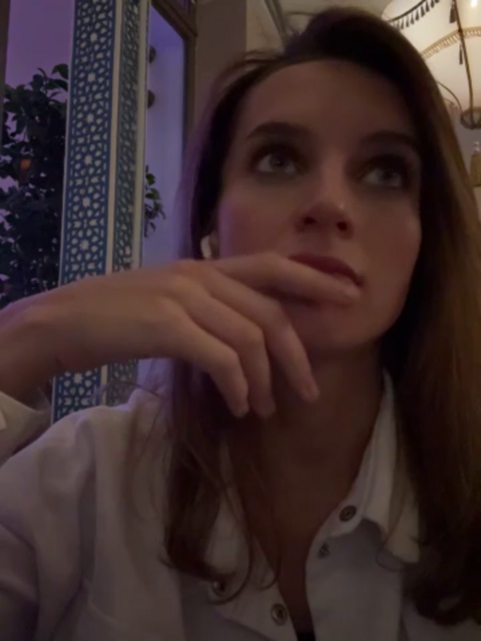 -AngelAri-