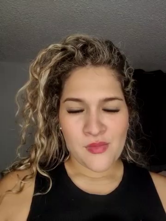 Sara_smiiith211