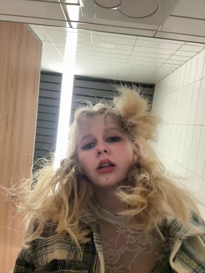 julie-bae