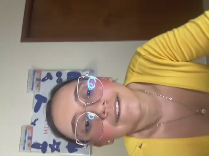 Kay_LustyWife