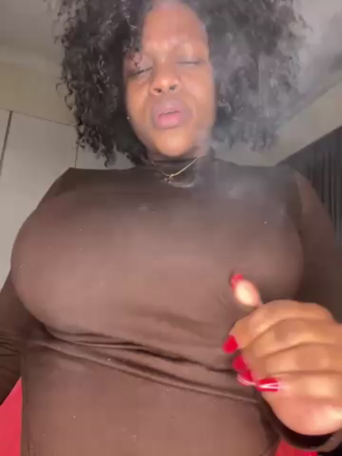 Boneca25