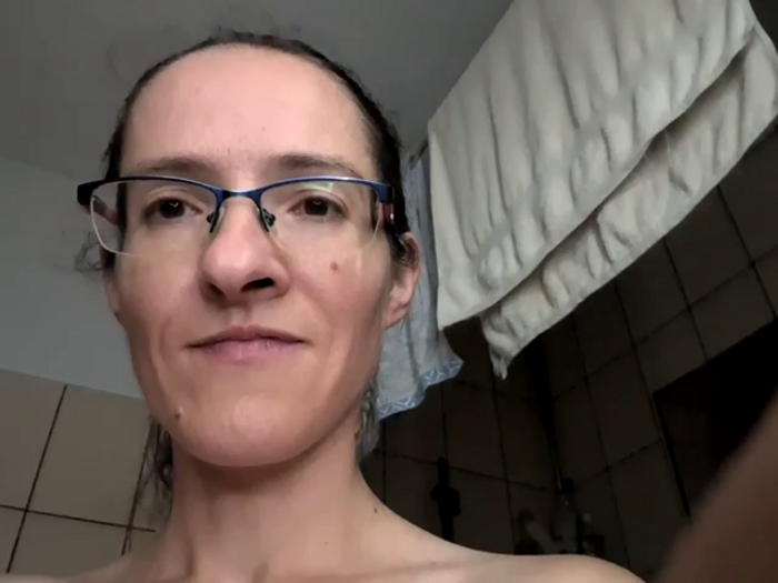 Milky_hairy_mommy