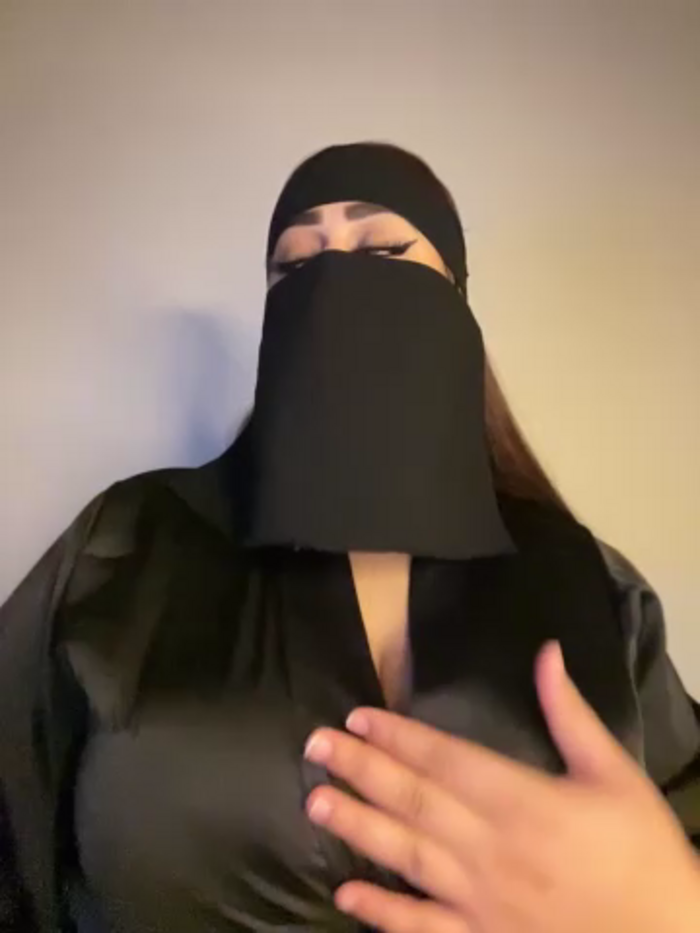 QueenDina777