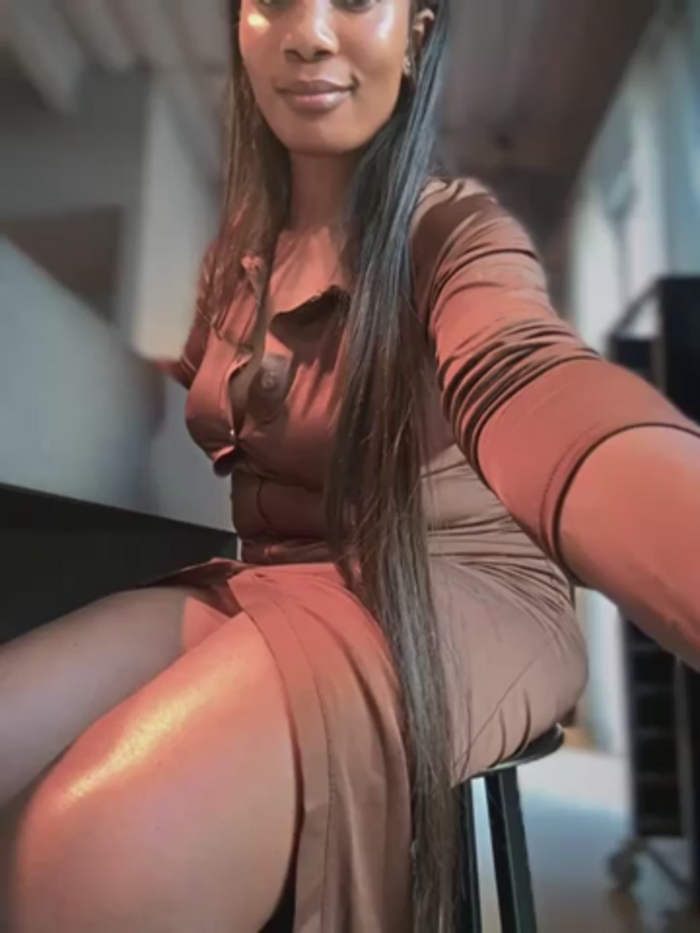 __Nessa__