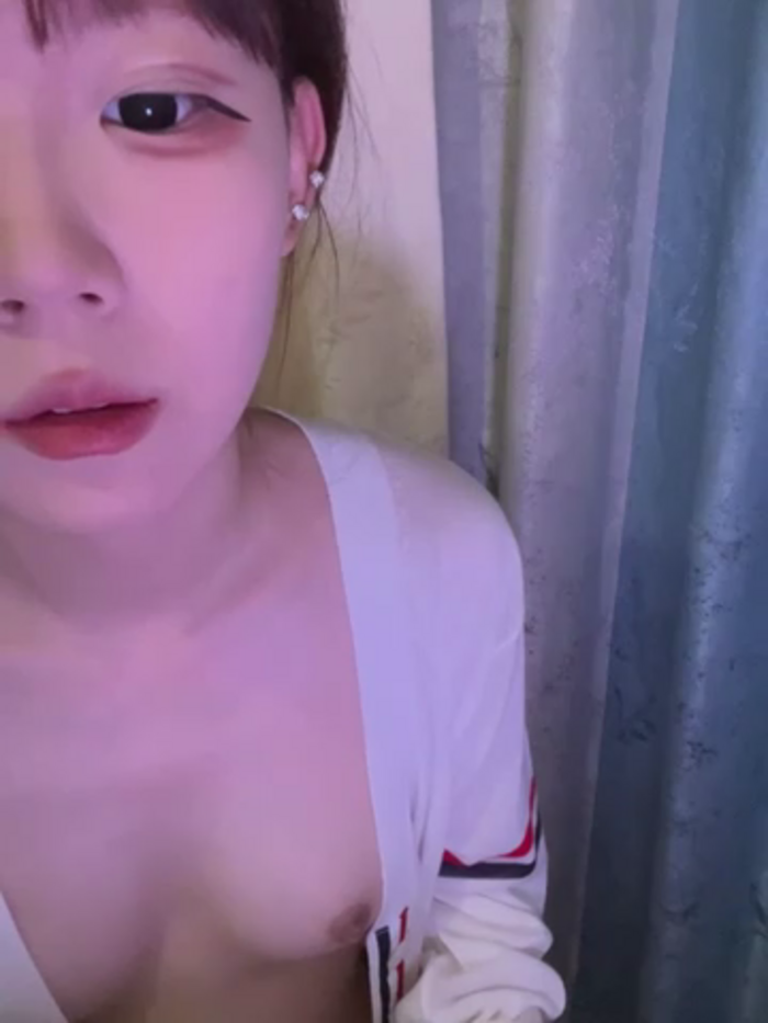 D-033