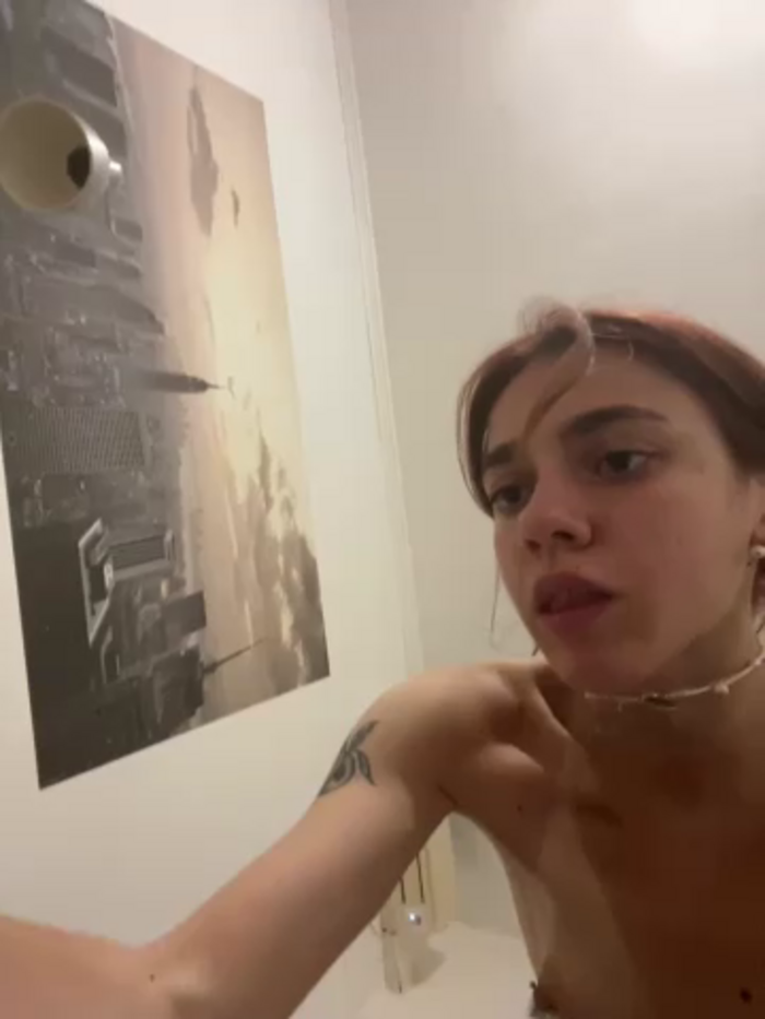 Lily__Belle
