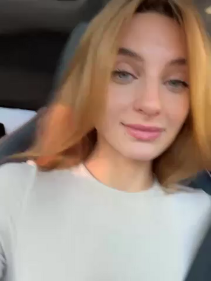 -AngelAri-