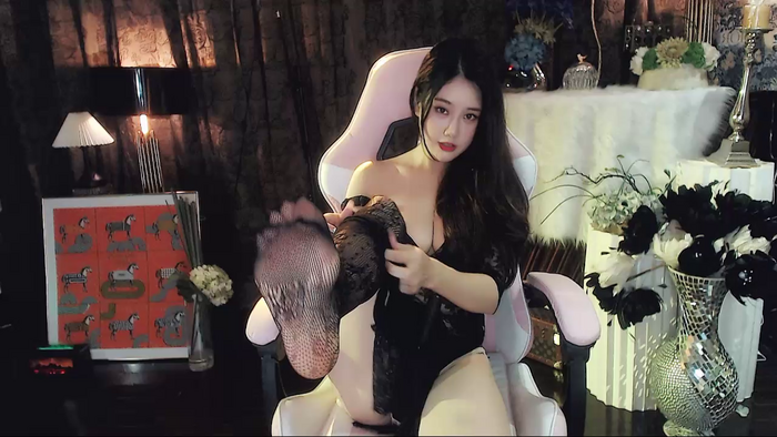 Alice-777