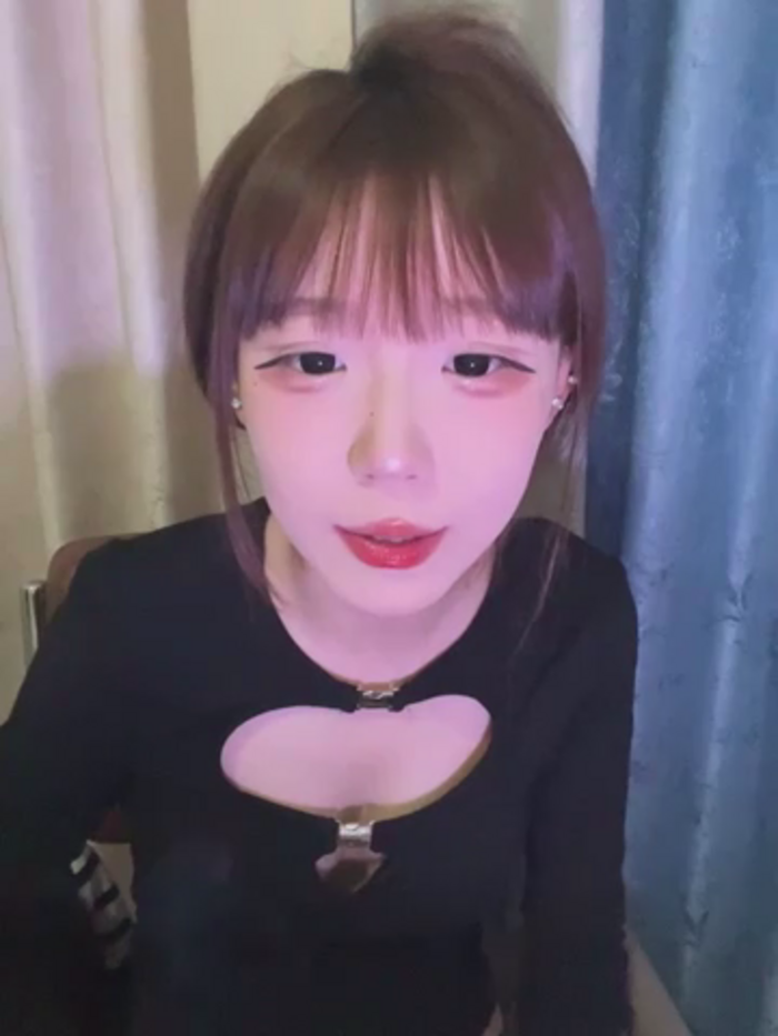 D-033