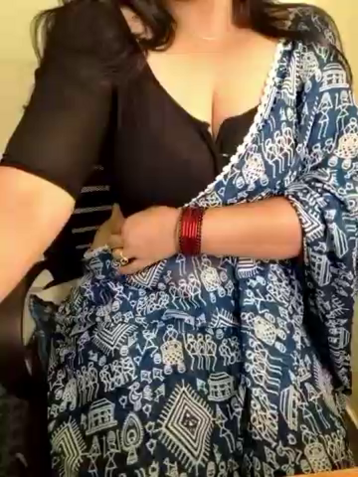 Mallu_MayaMadhav