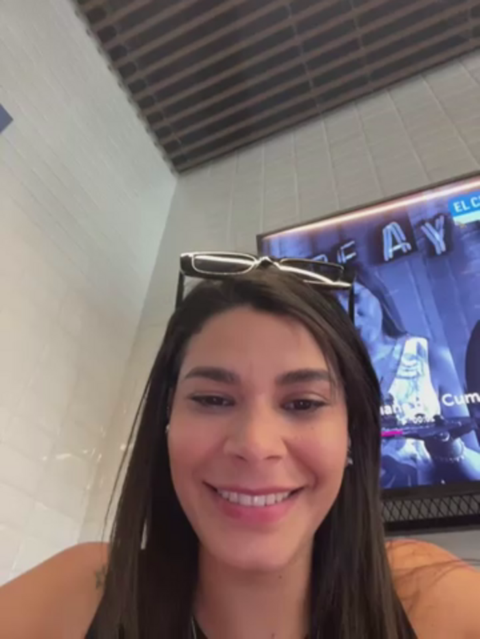 Leah_Honey26