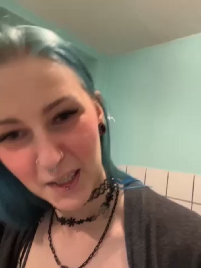 Mia420-