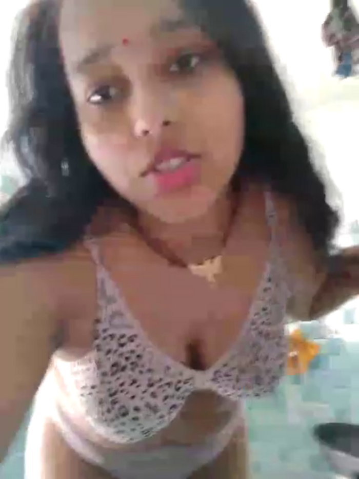 Sexy_Nelam