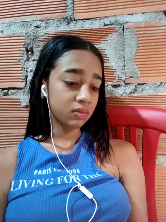 Zoe_Sweett18
