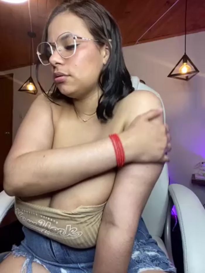 Isabella_boobd