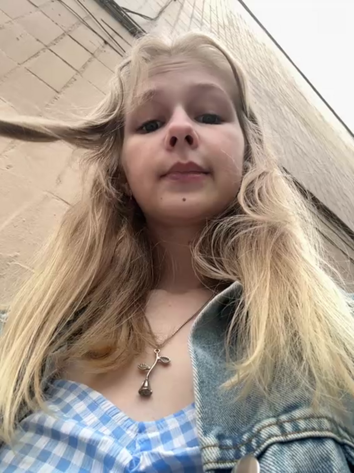 Julie_Cutie