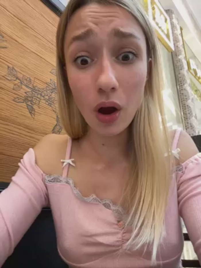 Lia__Love