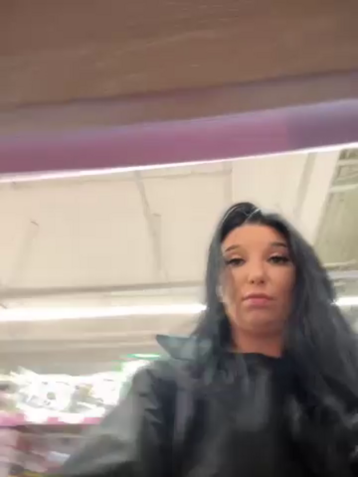 Tisha_Busty