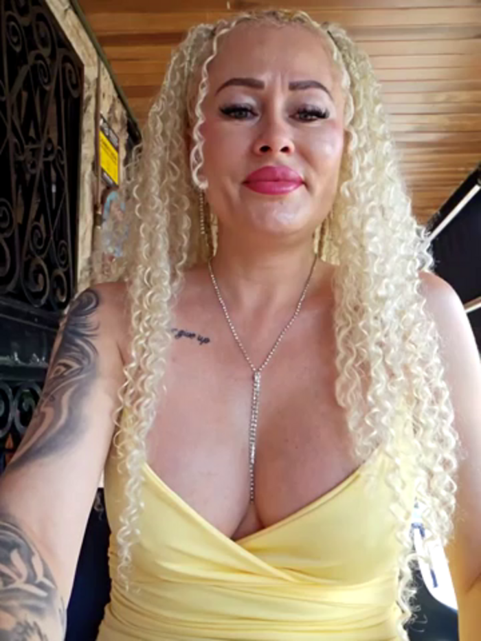 MILFBARBY
