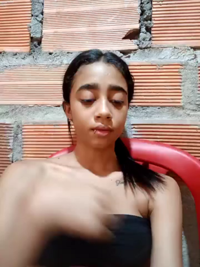 Zoe_Sweett18