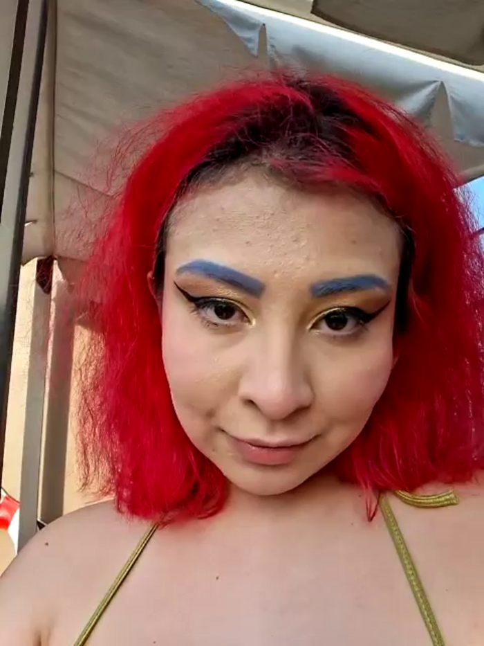 Andrea_Bloomix