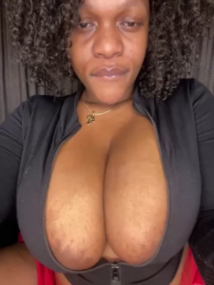 Boneca25