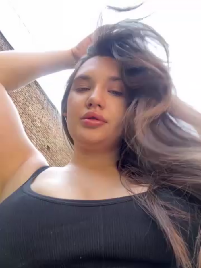 Holly_Molii