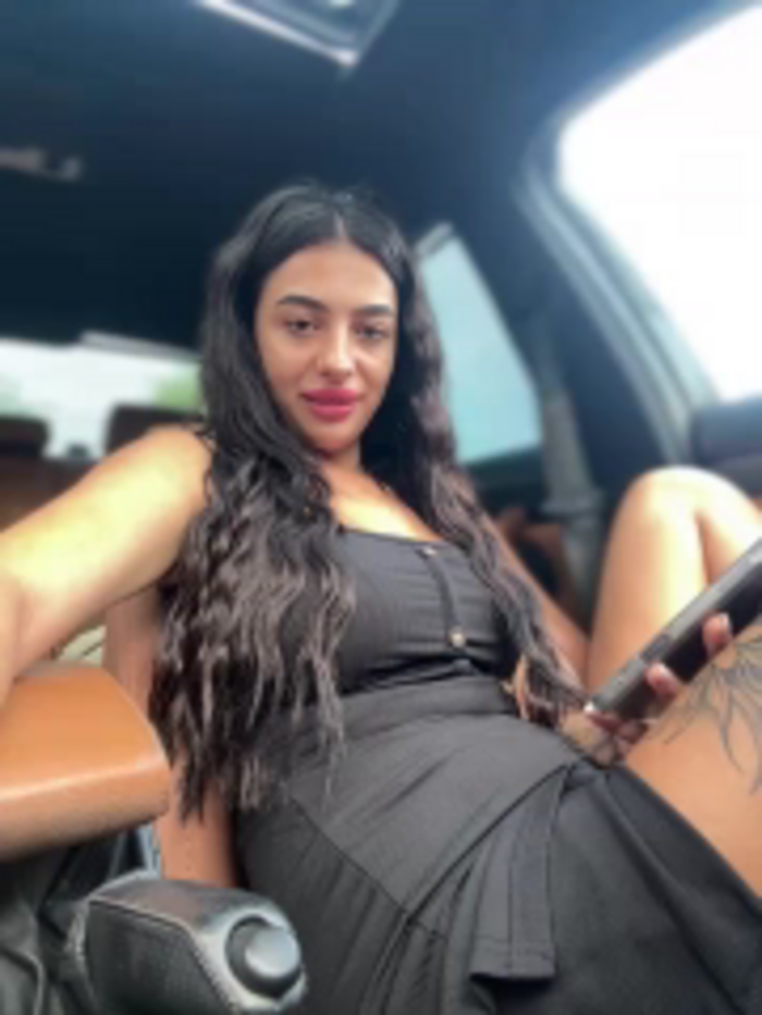 LaraVegas_